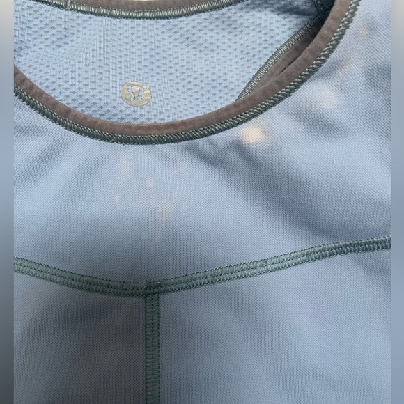 Lululemon - Ebb to Train Sports Bra Size 8 - Picture 11 of 11